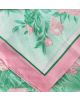Foulard rose et vert à motifs fleuris